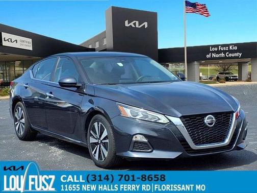 2022 Nissan Altima 2.5 SV