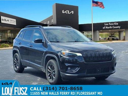 2023 Jeep Cherokee Altitude Lux