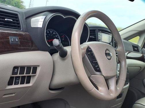2012 Nissan Quest SV