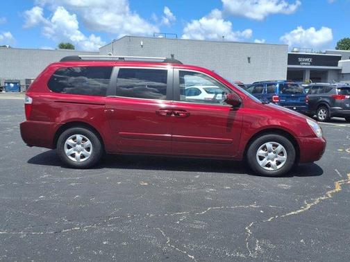 2008 Kia Sedona LX