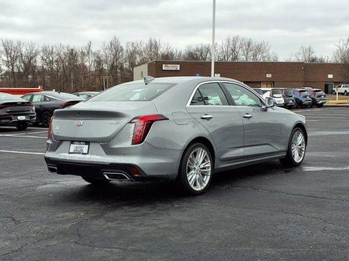 2023 Cadillac CT4 Premium Luxury