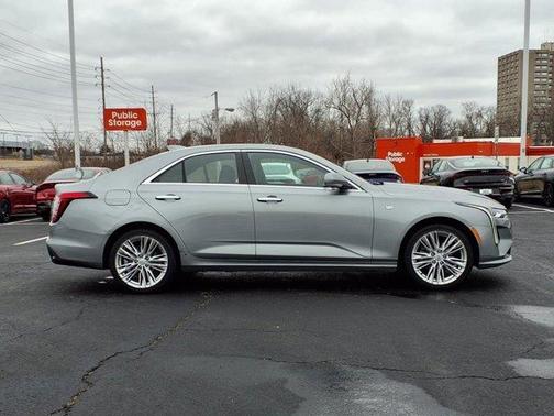 2023 Cadillac CT4 Premium Luxury