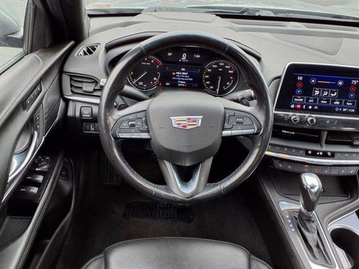 2023 Cadillac CT4 Premium Luxury