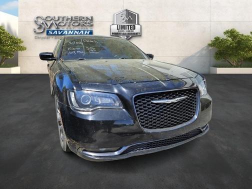 2018 Chrysler 300 S