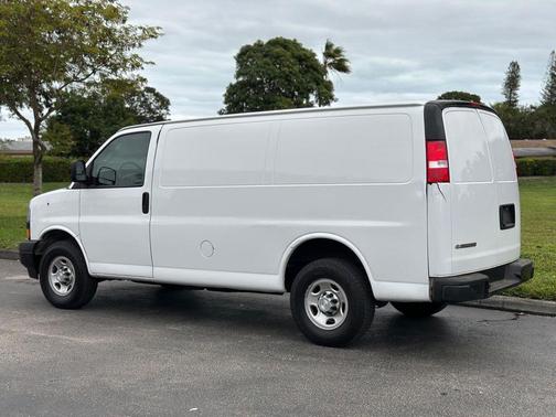2021 Chevrolet Express 2500 Work Van