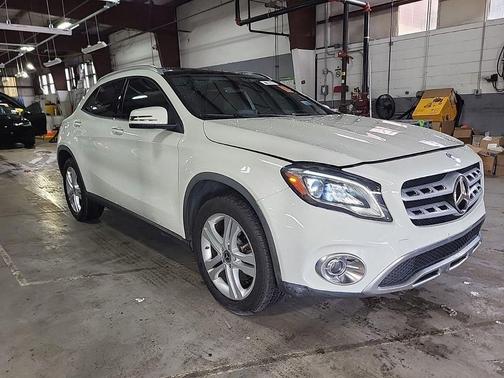 White 2018 Mercedes-Benz GLA 250 Base 4MATIC