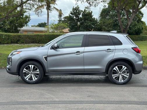 2025 Mitsubishi Outlander Sport S