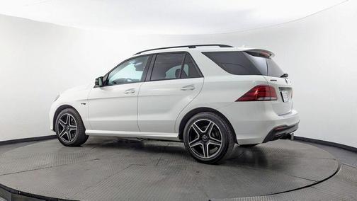 designo Diamond White Metallic 2018 Mercedes-Benz AMG GLE 43 Base 4MATIC