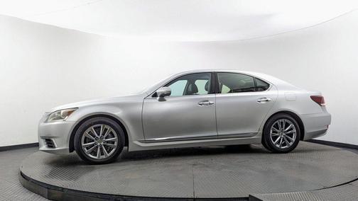 Silver 2014 Lexus LS 460 Base