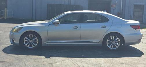 Silver 2014 Lexus LS 460 Base