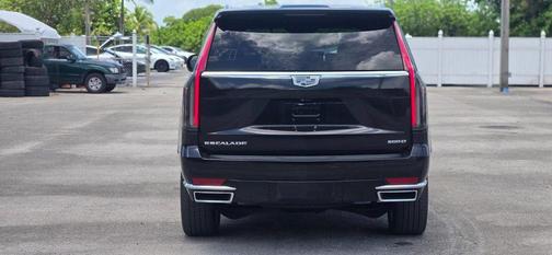 2023 Cadillac Escalade Premium Luxury