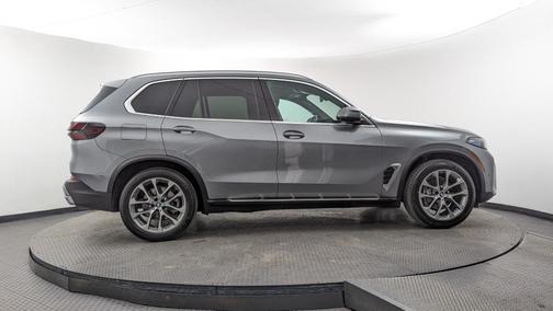 2025 BMW X5 sDrive40i