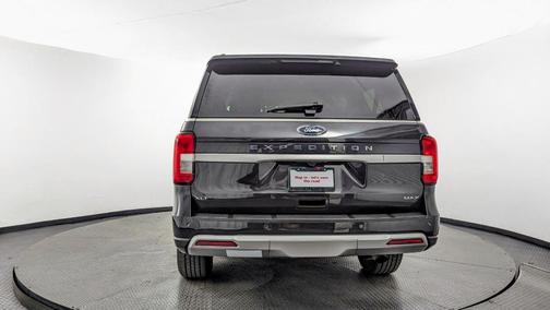 Dark Matter Gray Metallic 2024 Ford Expedition Max XLT
