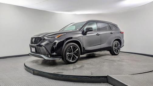 2021 Toyota Highlander XSE