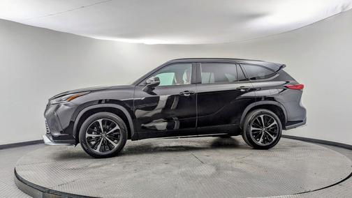 2021 Toyota Highlander XSE