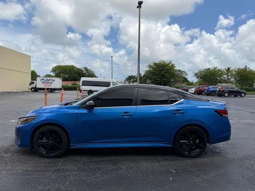 2t Blu Blk Roof 2024 Nissan Sentra SR