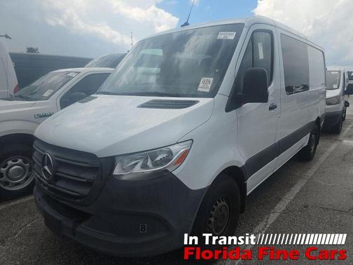Arctic White 2022 Mercedes-Benz Sprinter 2500 ROOF I4