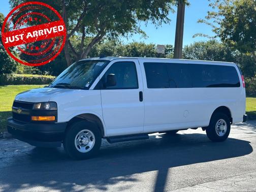 2023 Chevrolet Express 3500 LS