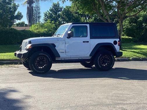 2019 Jeep Wrangler Sport