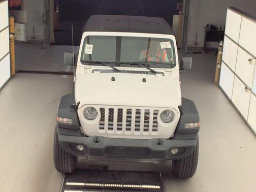 2019 Jeep Wrangler Sport