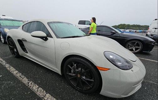2021 Porsche 718 Cayman T