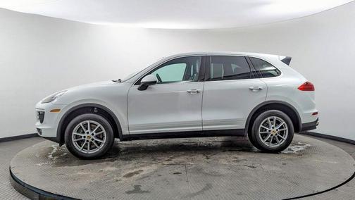 2016 Porsche Cayenne Base