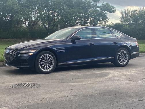 2023 Genesis G80 2.5T