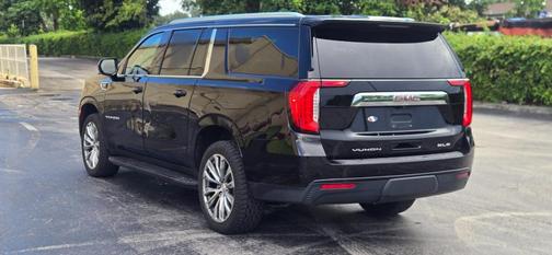 2021 GMC Yukon XL SLE