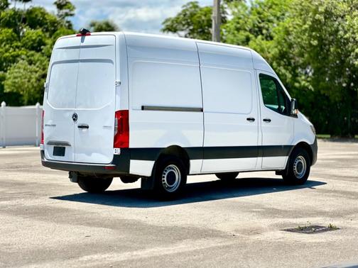 2022 Mercedes-Benz Sprinter 2500 ROOF