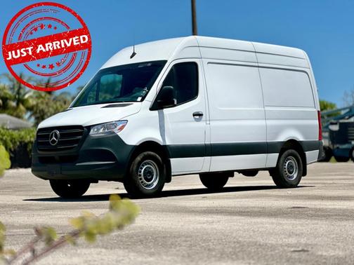 2022 Mercedes-Benz Sprinter 2500 ROOF