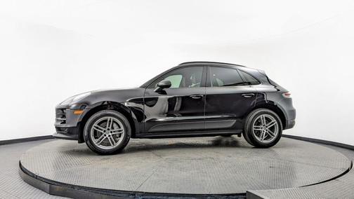2023 Porsche Macan T