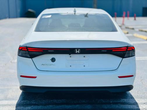 2023 Honda Accord LX