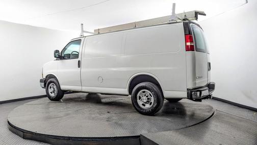 Summit White 2015 Chevrolet Express 3500 Work Van