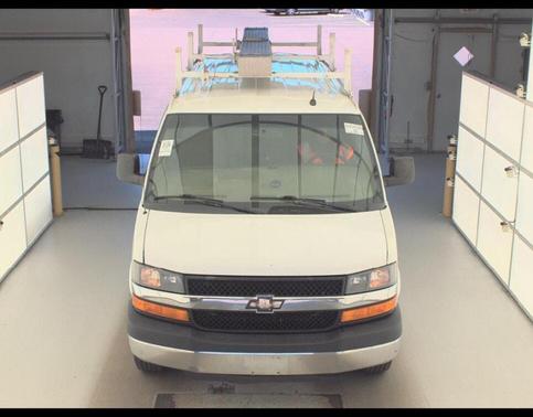 Summit White 2015 Chevrolet Express 3500 Work Van