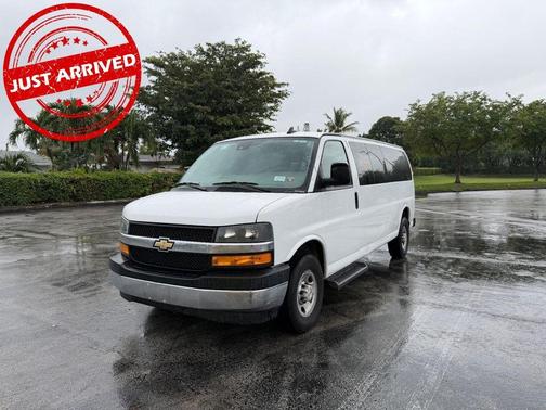 2023 Chevrolet Express 3500 LT