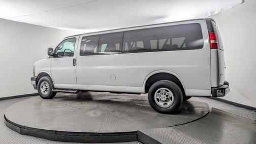 2023 Chevrolet Express 3500 LT