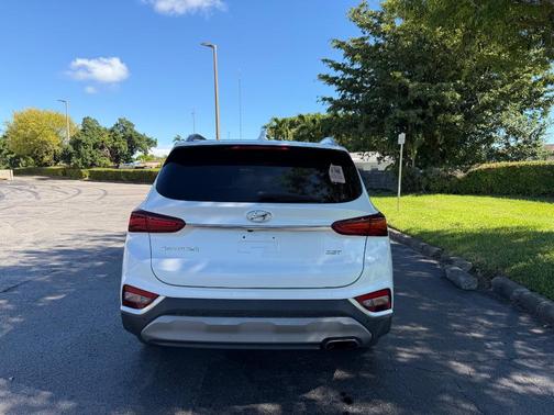 2019 Hyundai SANTA FE Ultimate