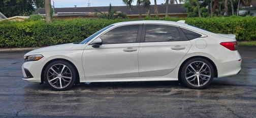 2022 Honda Civic Touring
