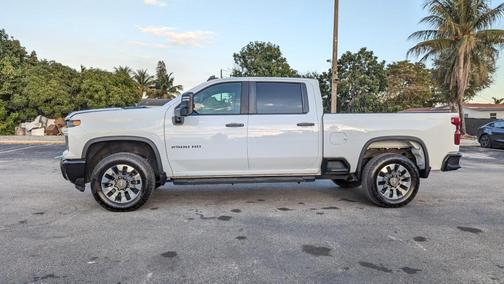 2025 Chevrolet Silverado 2500 Custom