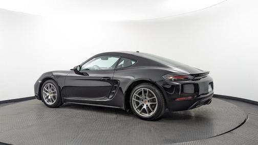 2018 Porsche 718 Cayman Base