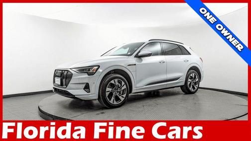 2021 Audi e-tron Premium