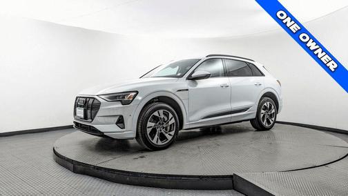 2021 Audi e-tron Premium
