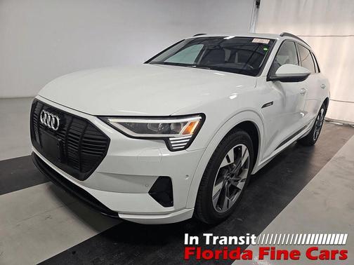 2021 Audi e-tron Premium