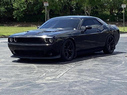 2016 Dodge Challenger SXT