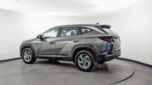 2023 Hyundai TUCSON SE