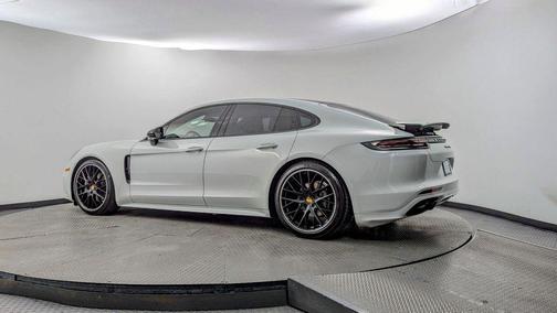 2018 Porsche Panamera 4S