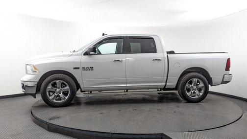 2017 RAM 1500 SLT