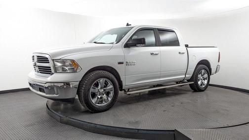 2017 RAM 1500 SLT