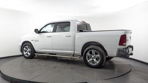 2017 RAM 1500 SLT