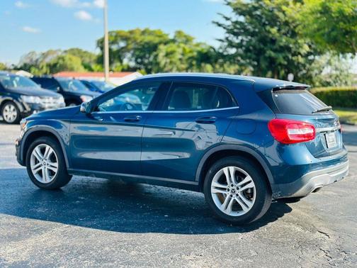 2019 Mercedes-Benz GLA 250 Base